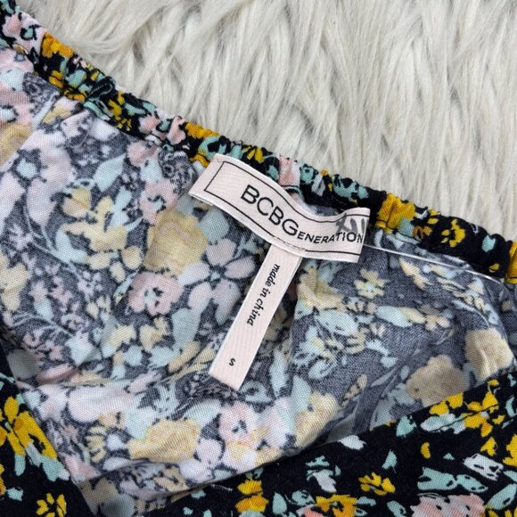 BCBGeneration Blouse Garden Floral Surplice Wrap Crop Top - Picture 4 of 7